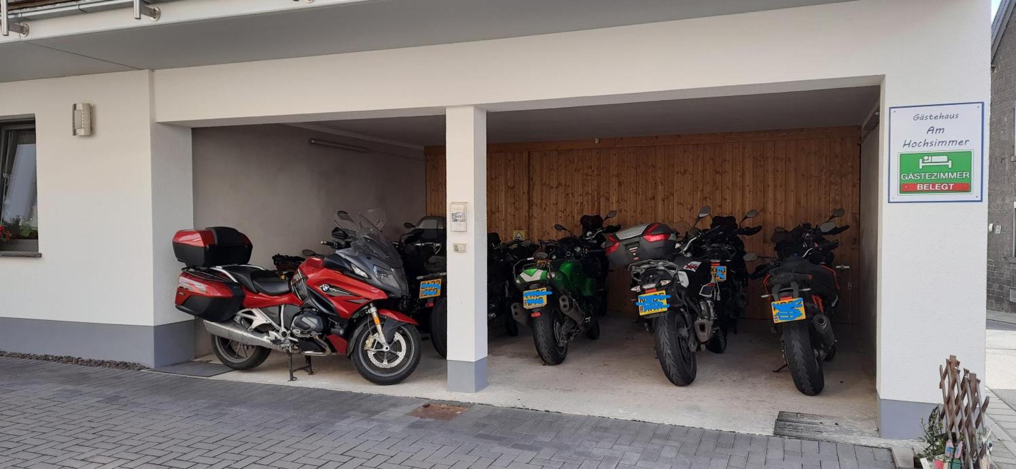 Ettringen  Gaestehaus Am Hochsimmer المظهر الخارجي الصورة