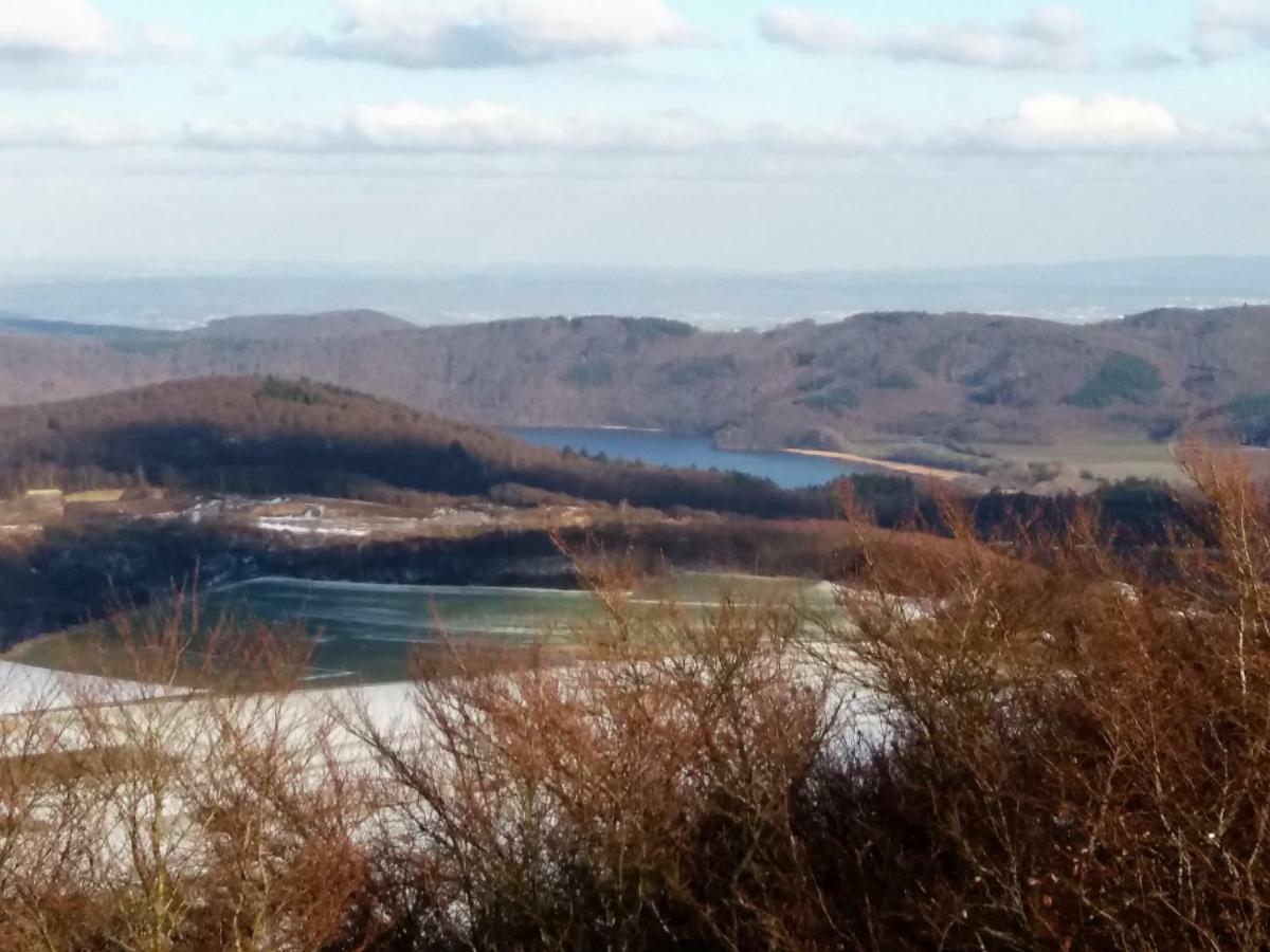 Ettringen  Gaestehaus Am Hochsimmer المظهر الخارجي الصورة